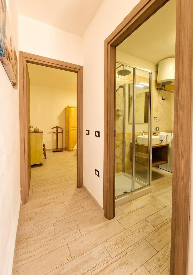 Residenza Quarto 02 - La Maddalena Apartment La Maddalena  Luaran gambar