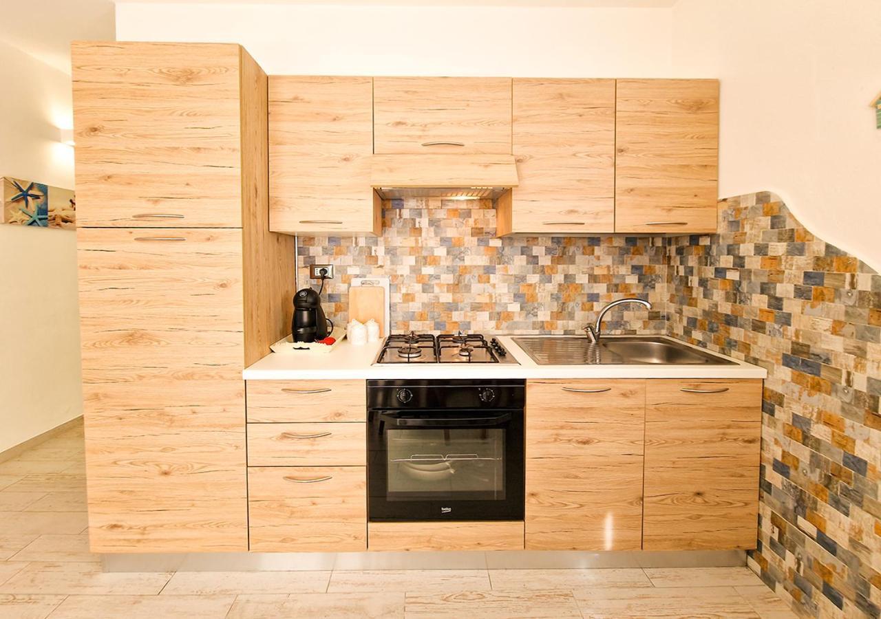 Residenza Quarto 02 - La Maddalena Apartment La Maddalena  Luaran gambar